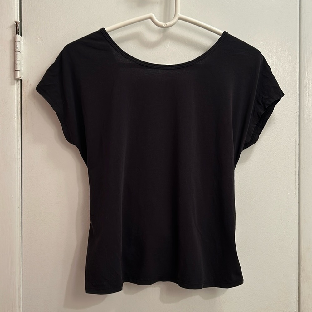 lululemon athletica Black Top, Size 6